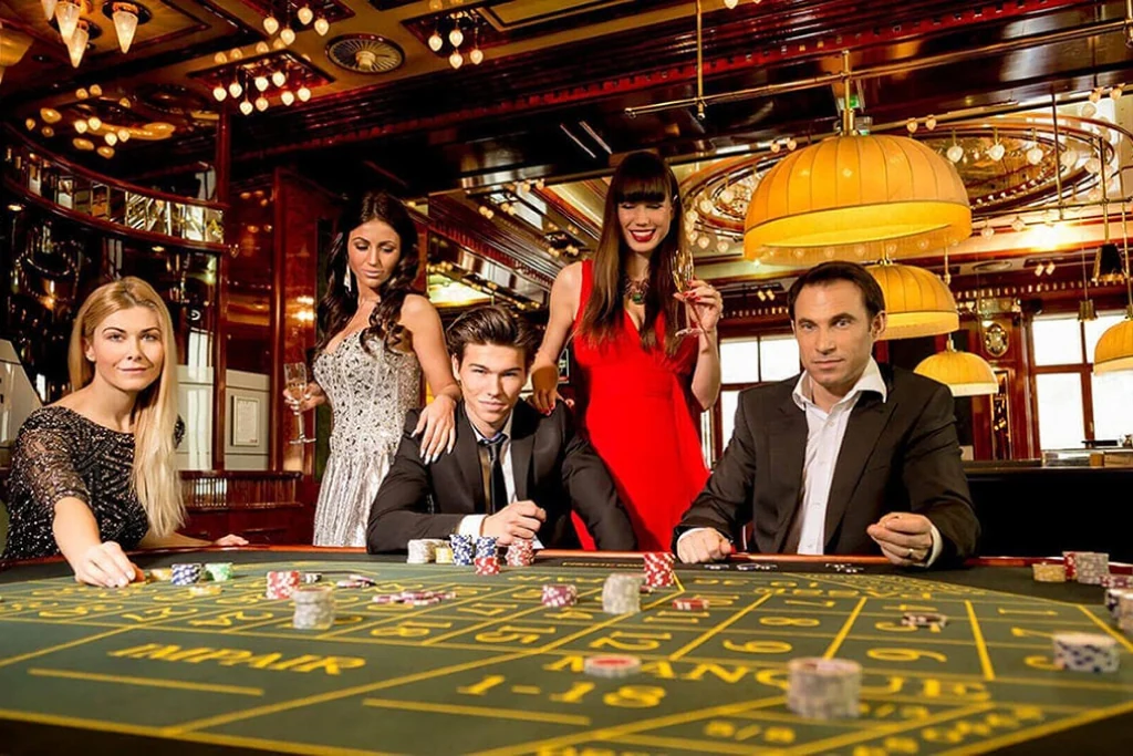 Hình minh họa theo chủ đề — 68 GAME BàI